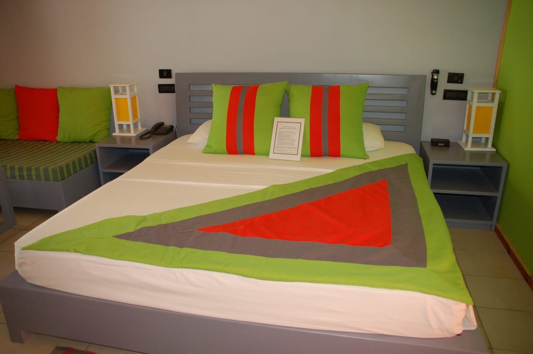 Bett Meeru Maldives Resort Island