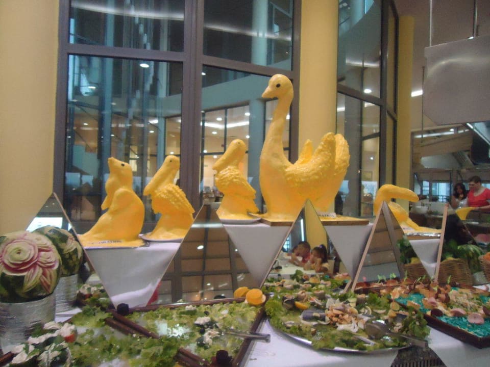 Teil des Buffet  Park Hotel Golden Beach