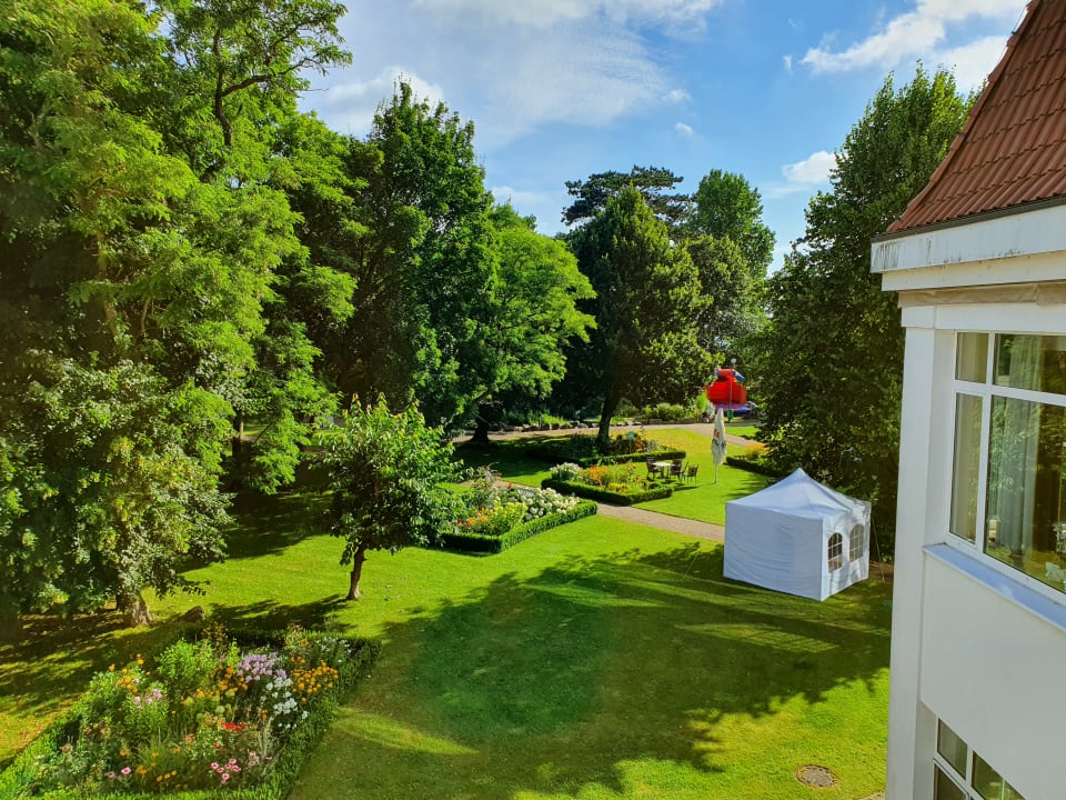 Gartenanlage Seehotel Großherzog von Mecklenburg