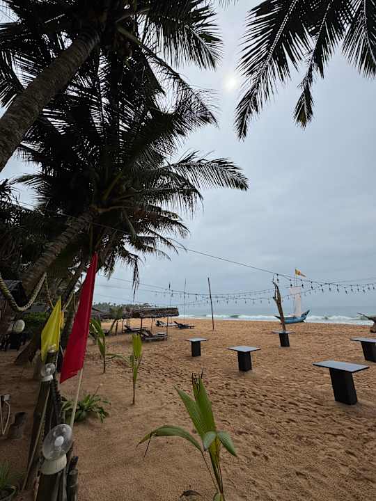 Strand Hotel Bentota Village