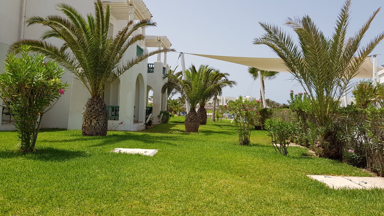 Gartenanlage Vincci Helios Beach