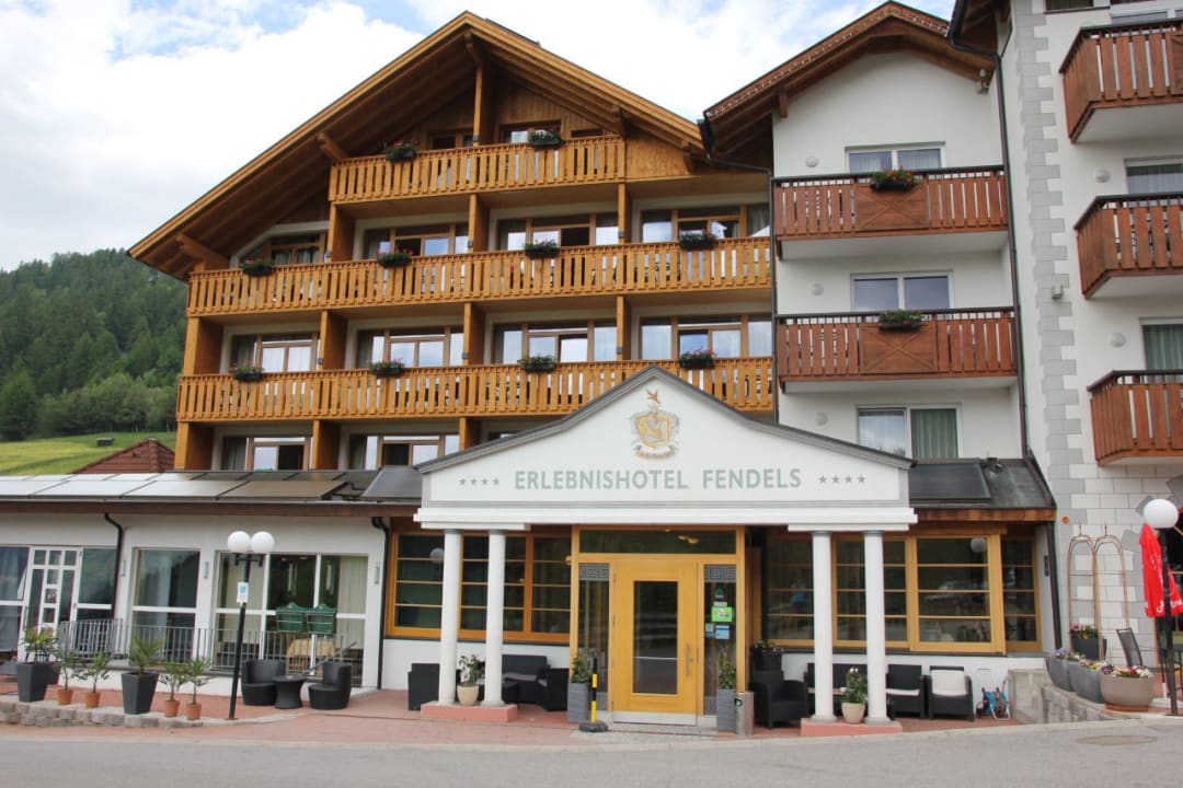 Au Enansicht Erlebnishotel Fendels Fendels Holidaycheck Tirol Sterreich