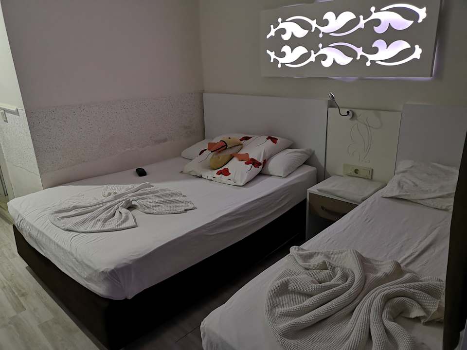 Zimmer Side Miami Beach