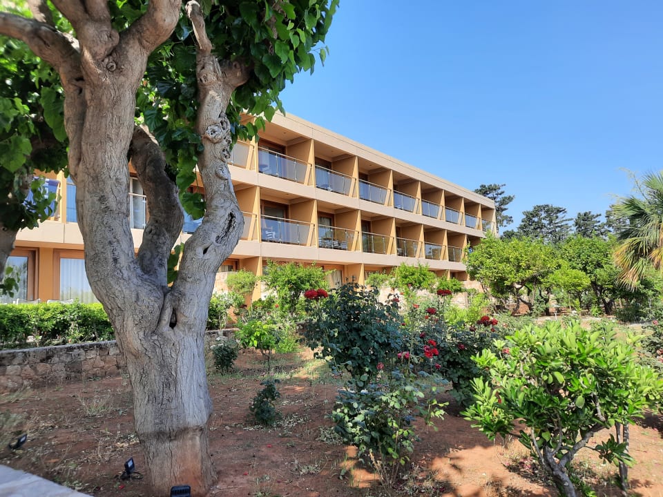 Außenansicht Kernos Beach Hotel & Bungalows