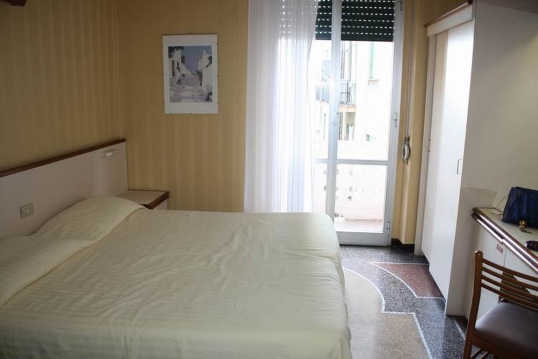 Hotel Vittoria. Hotel Vittoria & Orlandini