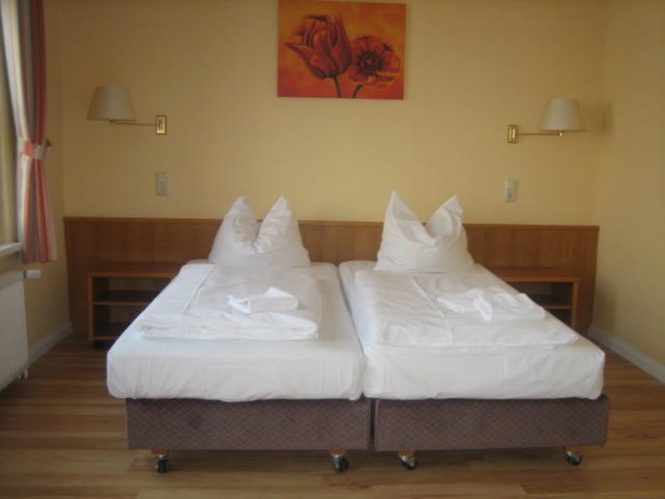 Gemütliches Doppelbett Hotel Am alten Hafen