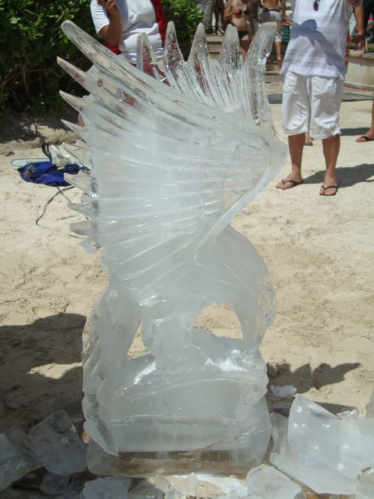 Eisskulptur am Strand Hotel Riu Palace Riviera Maya