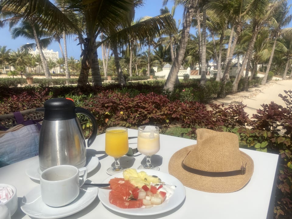 Gastro Hotel Riu Karamboa