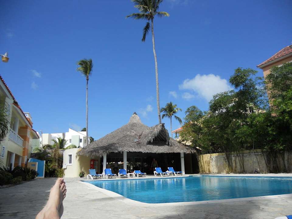 Poolanlage und Haupteingang whala!bávaro