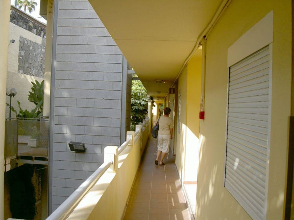 Flur zum Zimmer Hotel Atlantic Beach Club