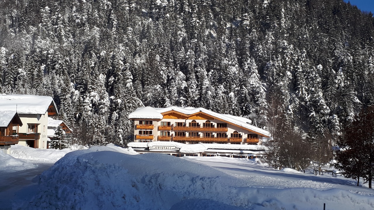 Außenansicht Verwöhnhotel Kristall