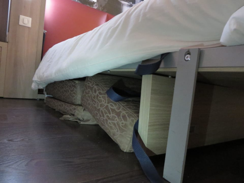 Bettgestell Adagio City Aparthotel Strasbourg Place Kléber