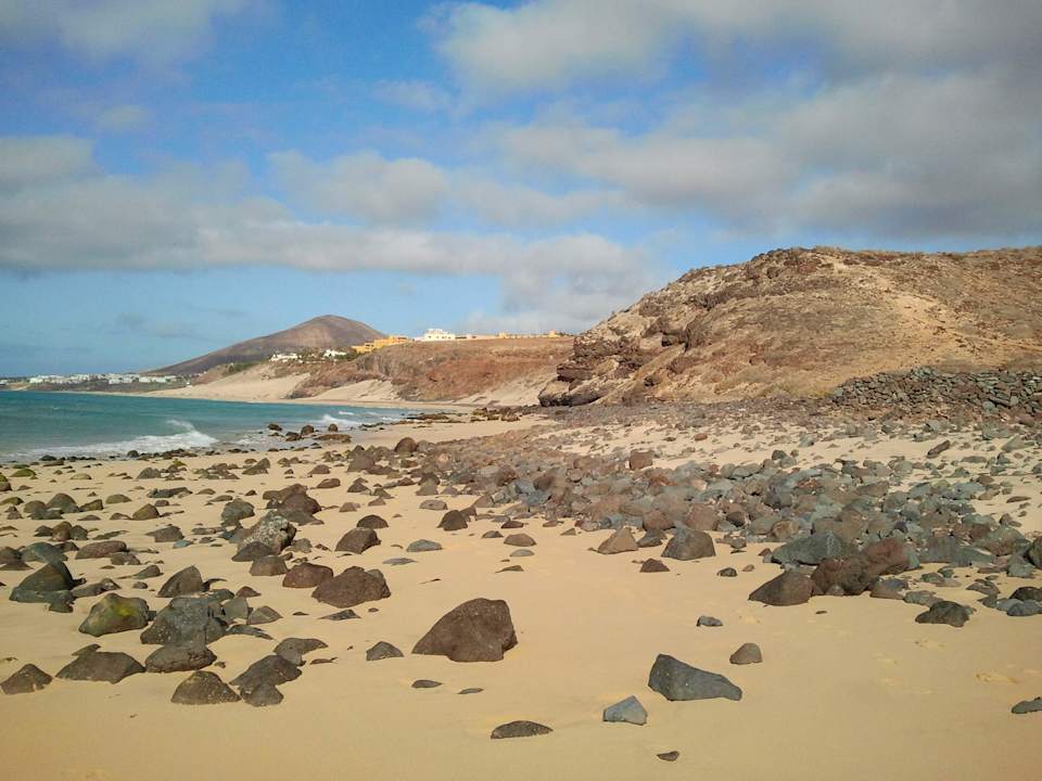 Strandspaziergang ca. 45 Min. vom Hotel (linksrum) SBH Club Paraiso Playa
