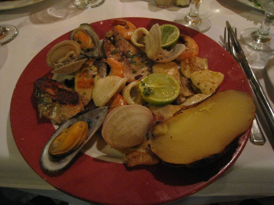 Fisch-Grillteller im El Arrecife Grand Palladium Select Bávaro Resort & Spa