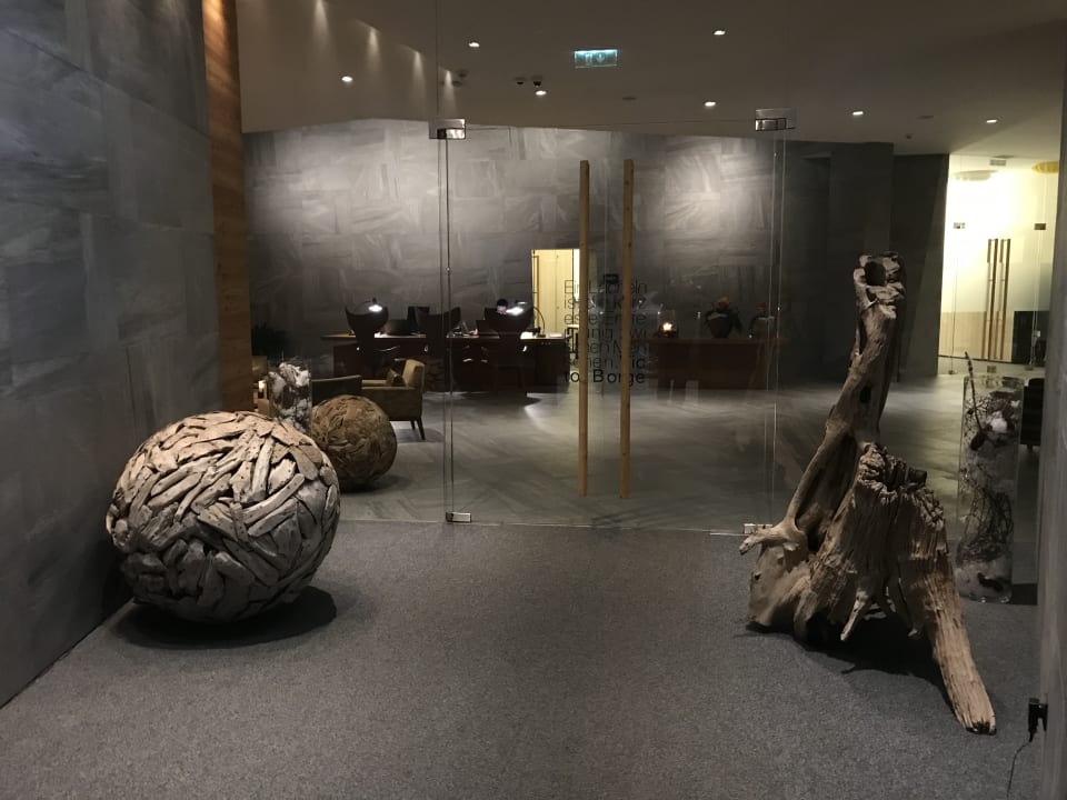 Lobby NIDUM Casual Luxury Hotel