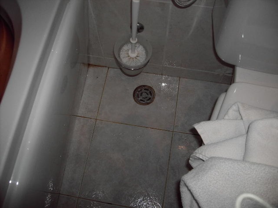 Bad 2 Paradise Beach Hotel