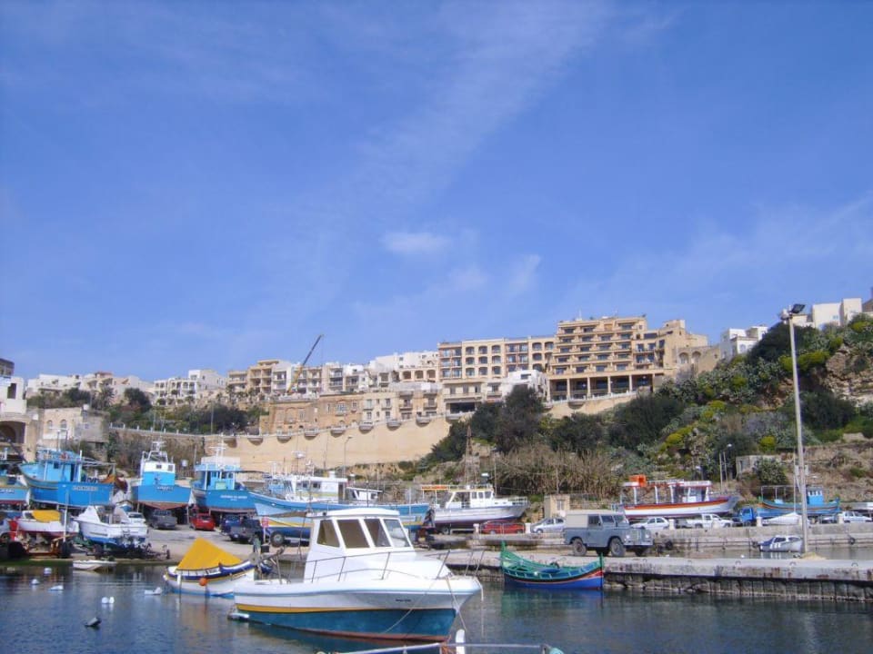 Hotelansicht vom Hafen Grand Hotel Gozo