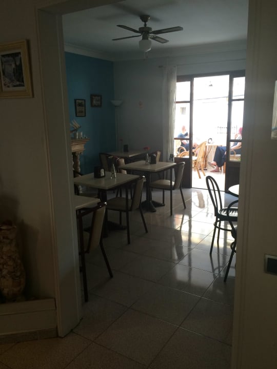 Lobby Hostal Villa Maruja