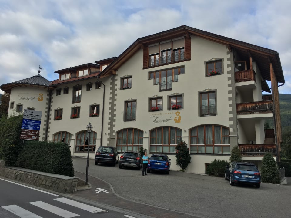 Außenansicht Hotel Tharerwirt
