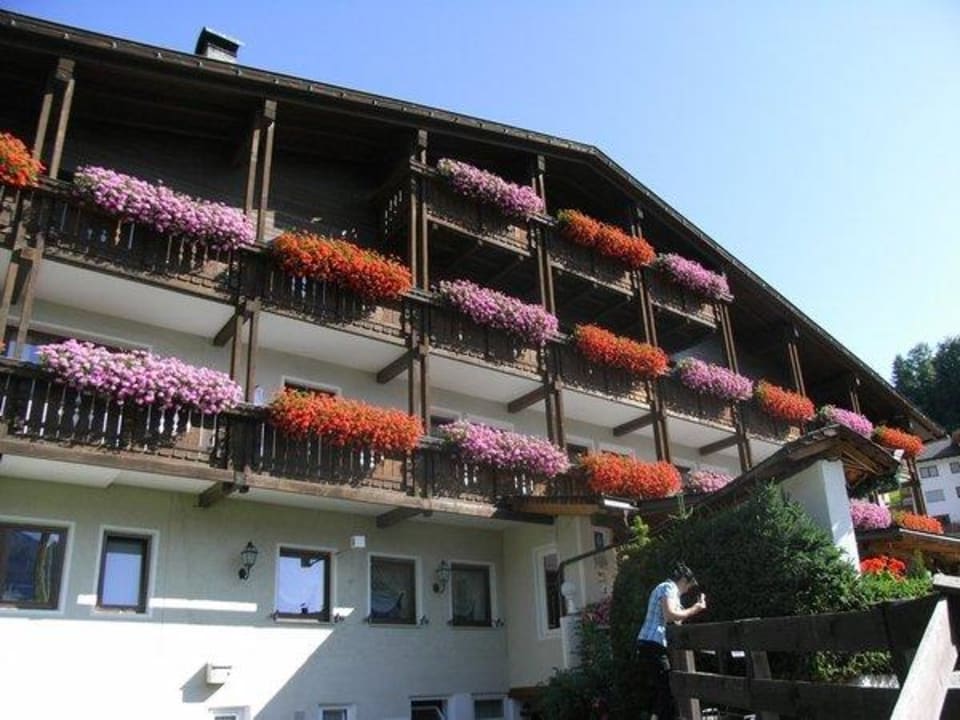  Aussenansicht des Hotels  Hotel Condor  San Vigilio Marebbe