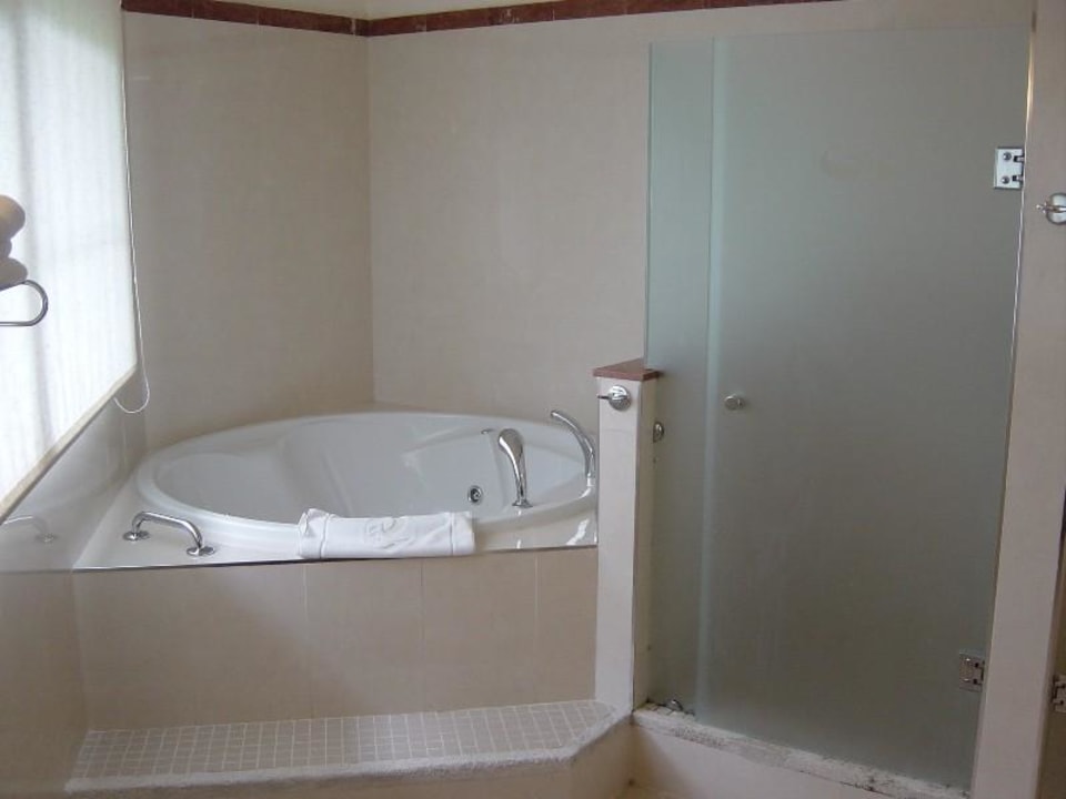 Jacuzzi in der Junior Suite Grand Palladium Select Bávaro Resort & Spa