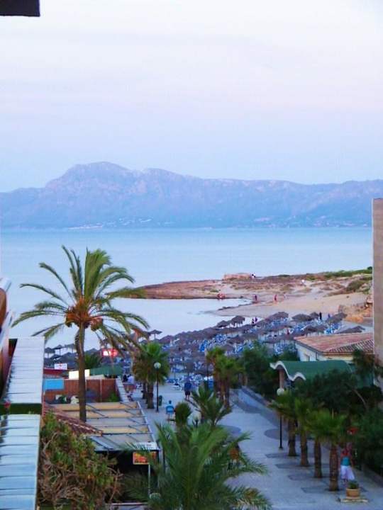 Blick von unserm Balkon Caprice Janeiro Hotel & Spa
