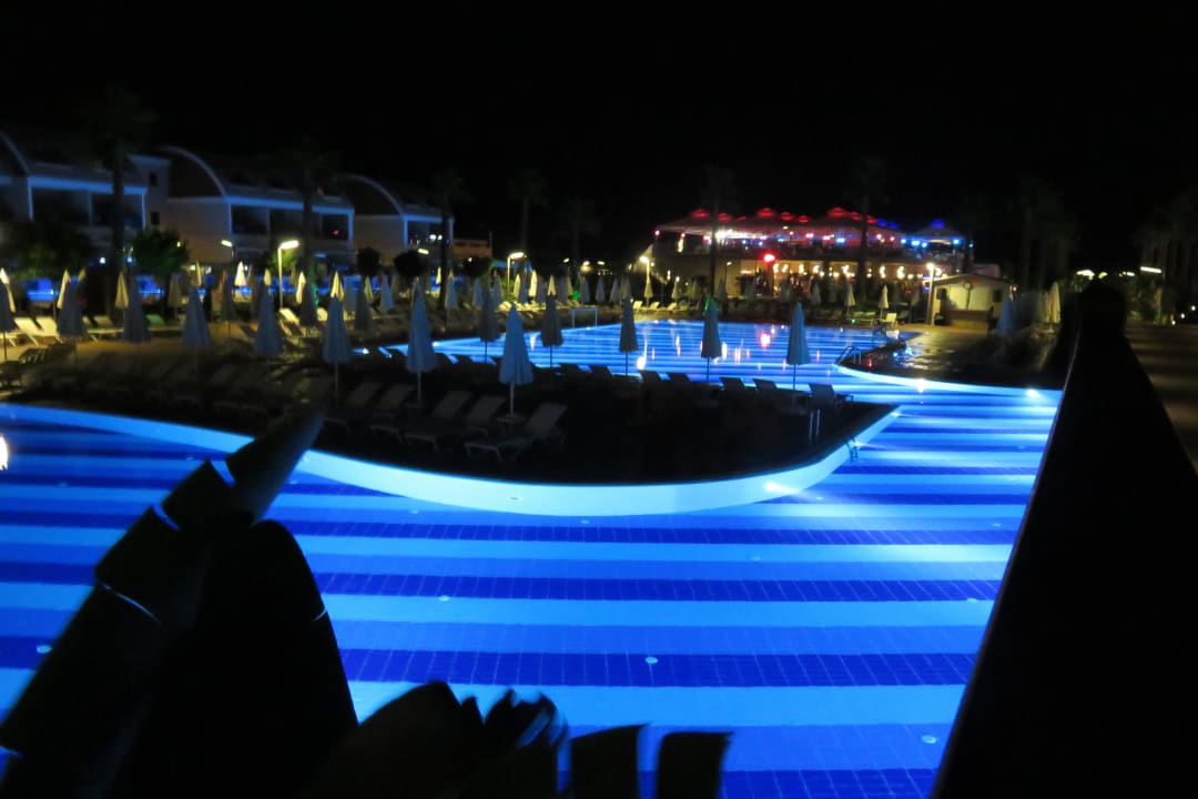 Bei Nacht TUI MAGIC LIFE Jacaranda