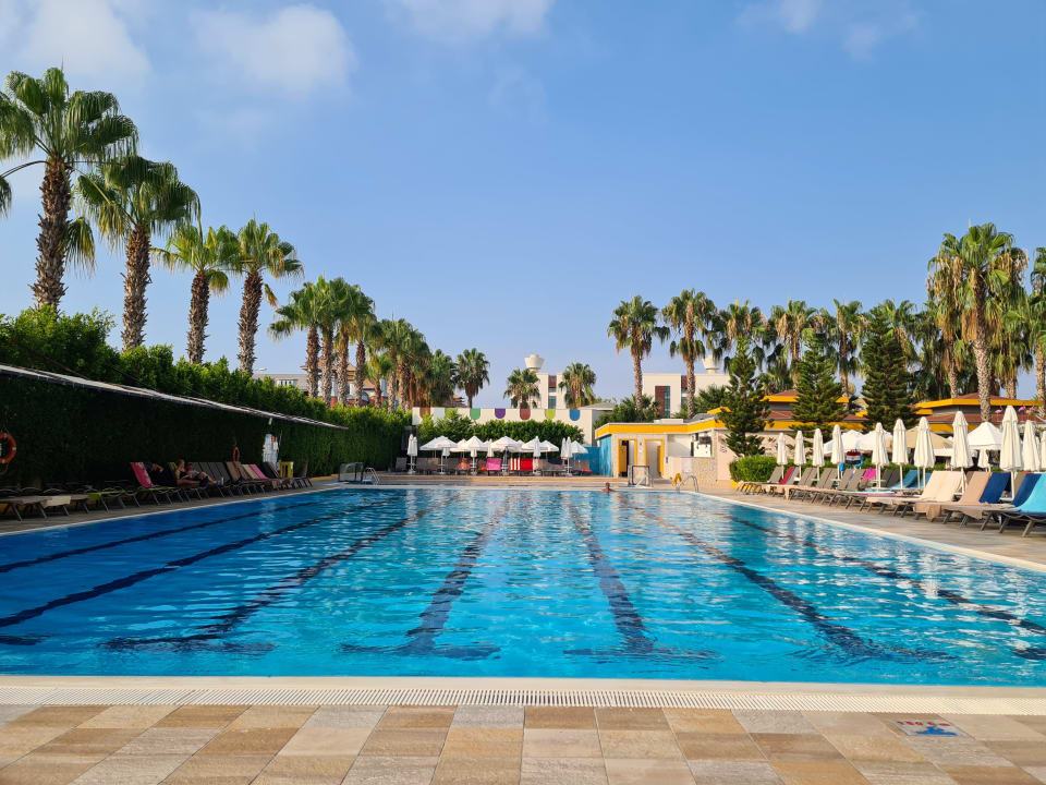 Pool Hane Family Resort