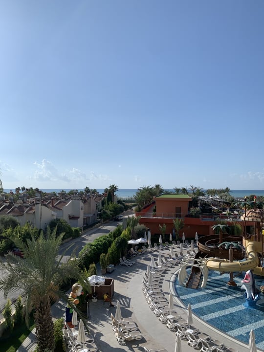 Ausblick Kirman Belazur Resort & Spa