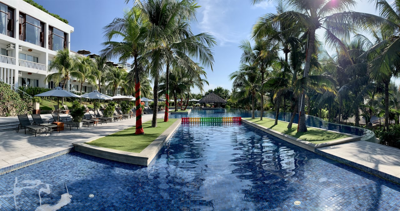 Pool The Cliff Resort & Residences