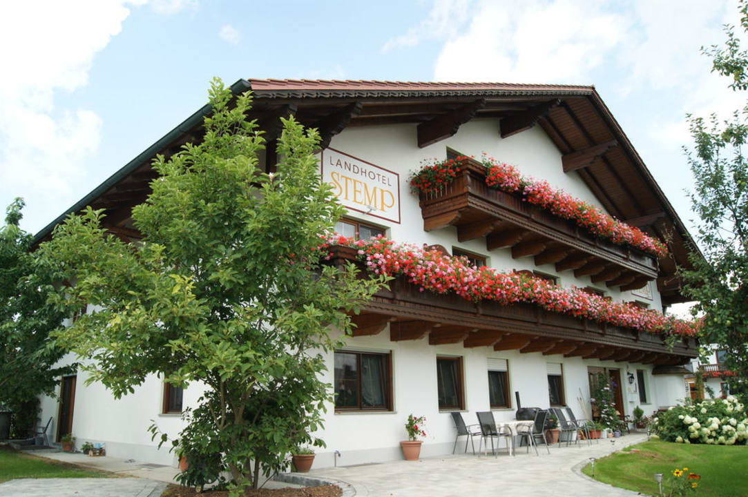 Vorderansicht Landhotel Stemp Das Stemp Wellnessresort