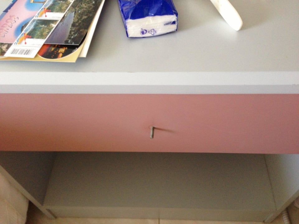 Verletzungsgefahr  Marianna Palace Hotel