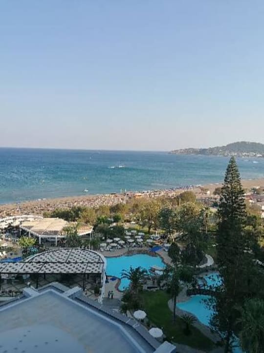 Außenansicht Hotel Calypso Beach