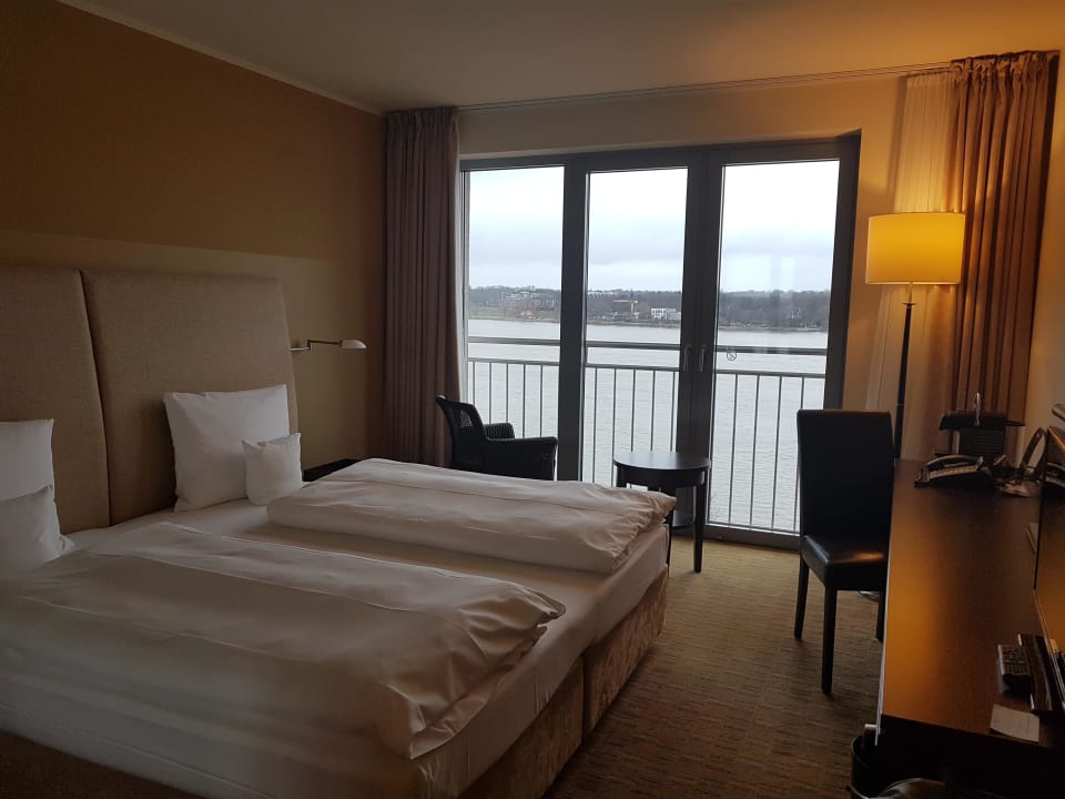 Superior DZ 5. Etage elaya hotel hamburg finkenwerder