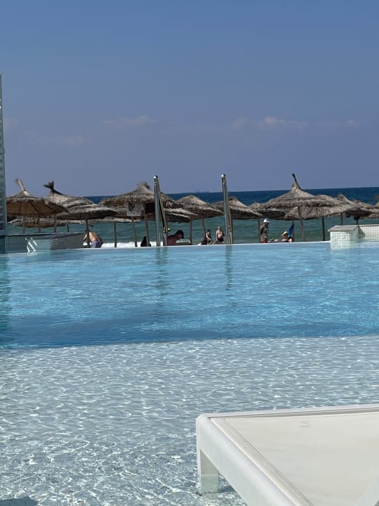 Pool Iberostar Selection Kuriat Palace