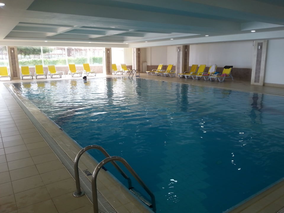 Hallenbad Salamis Bay Conti Resort Hotel & Casino