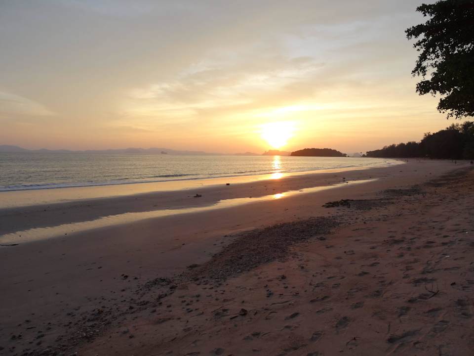 Sonnenuntergang Beyond Krabi