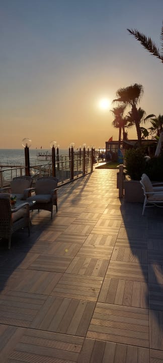 Strand Aria Resort & Spa