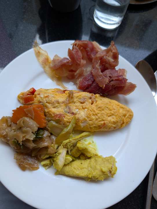 Gastro Holiday Inn Express Phuket Patong Beach Central