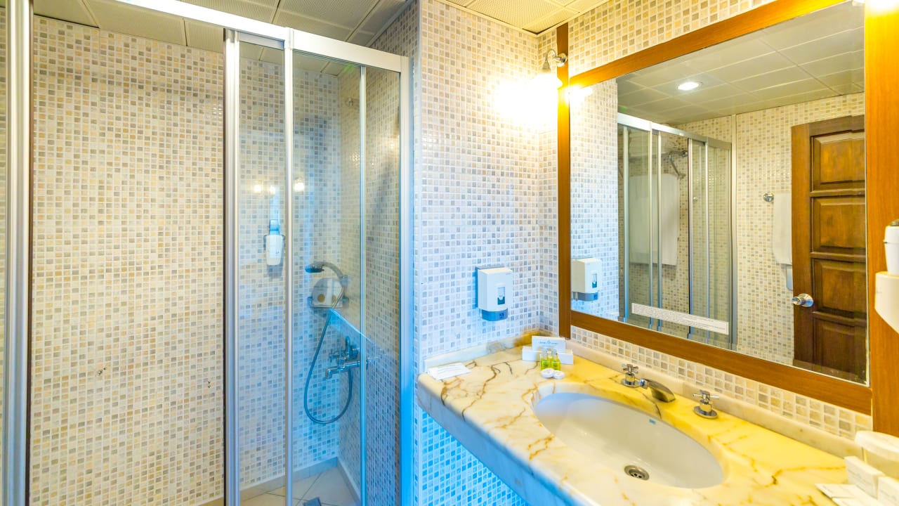 Zimmer Grand Yazici Club Marmaris Palace