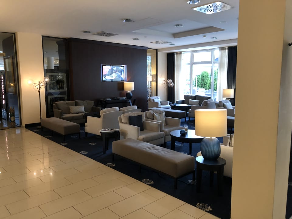 Lobby Hotel Vier Jahreszeiten Starnberg