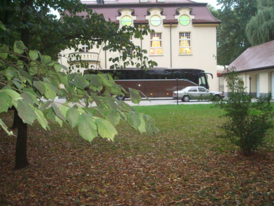 Außenansicht Hotel Pałac Izbicko