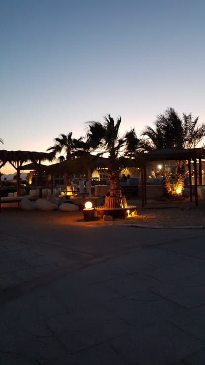 Strand The Breakers Diving & Surfing Lodge