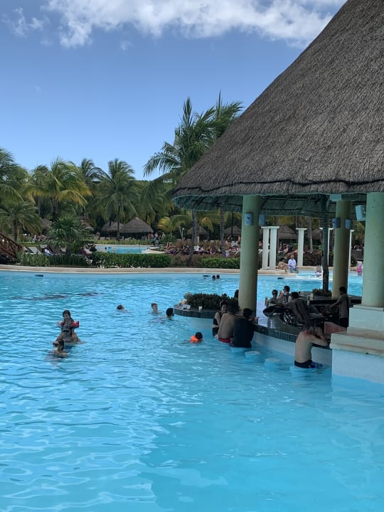 Pool Grand Palladium Kantenah Resort & Spa