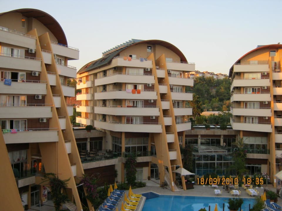 3 von 5 Gebäuden Alaiye Resort & Spa