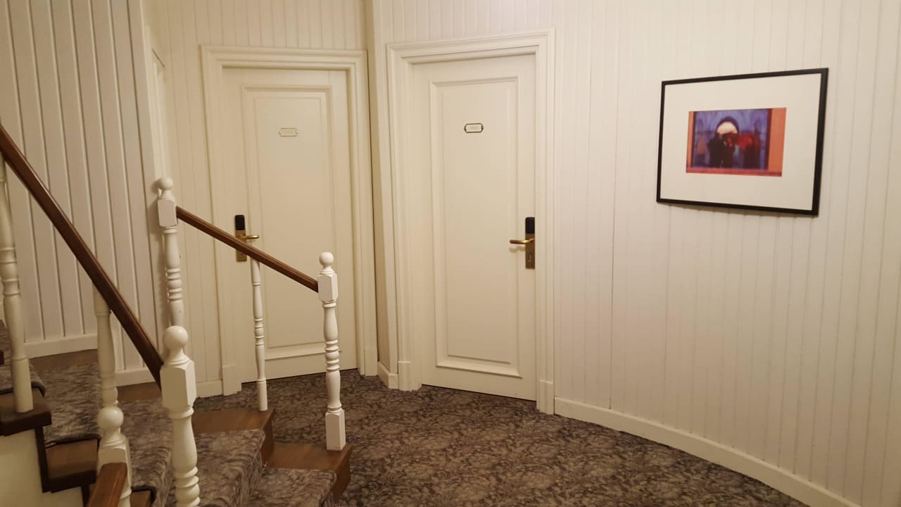 Flur zu den Zimmern Meroddi Galata Mansion