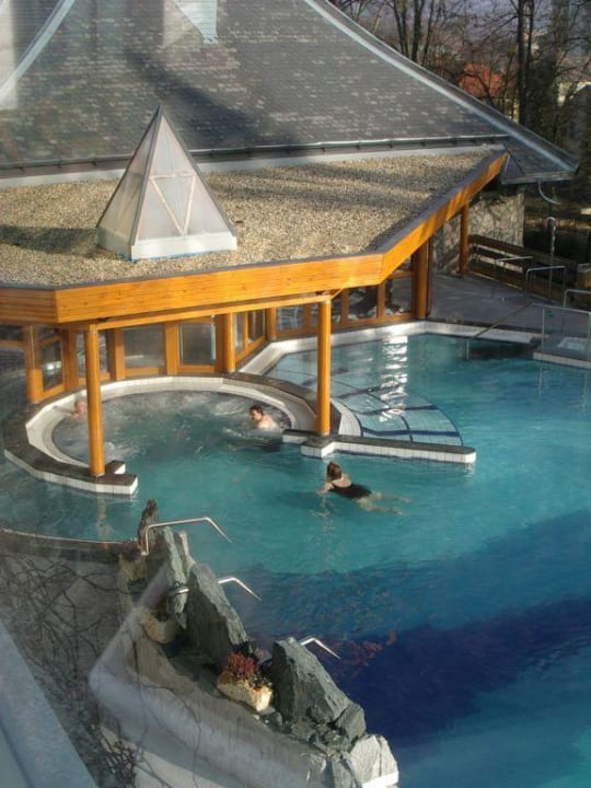 Blick auf den neuen Außenpool Ensana Thermal Hévíz