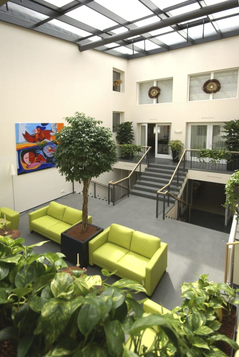 Atrium Hotel Carpe Diem