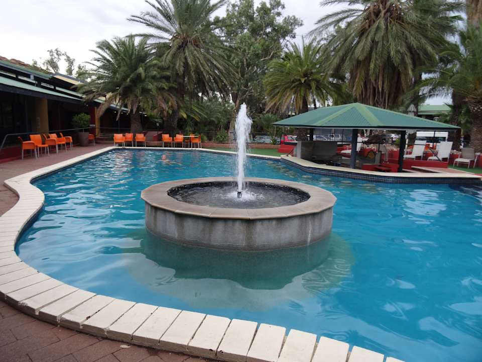 Pool Mercure Alice Springs Resort