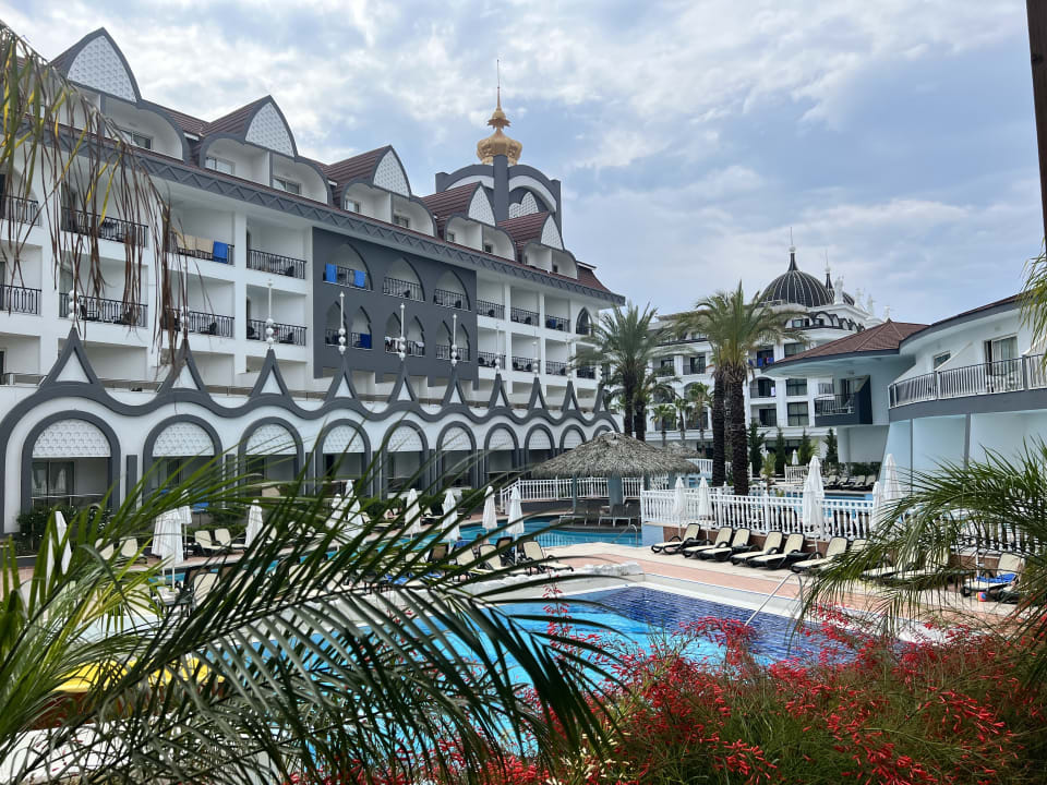 Außenansicht Well Palace Side